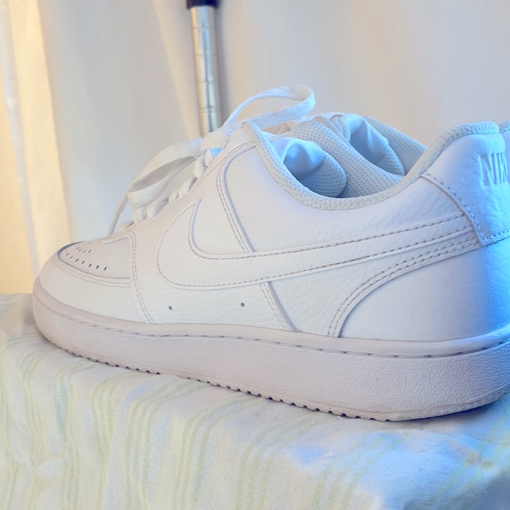 Nike Court Vision Low Sneakers. Women’s Size 10/Mens/Youth Size 8